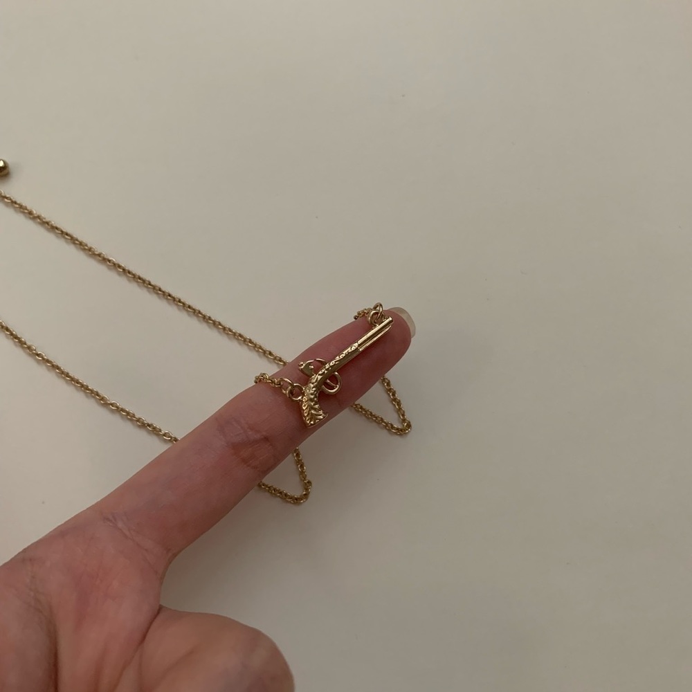 Hold NWOT Mini gun choker